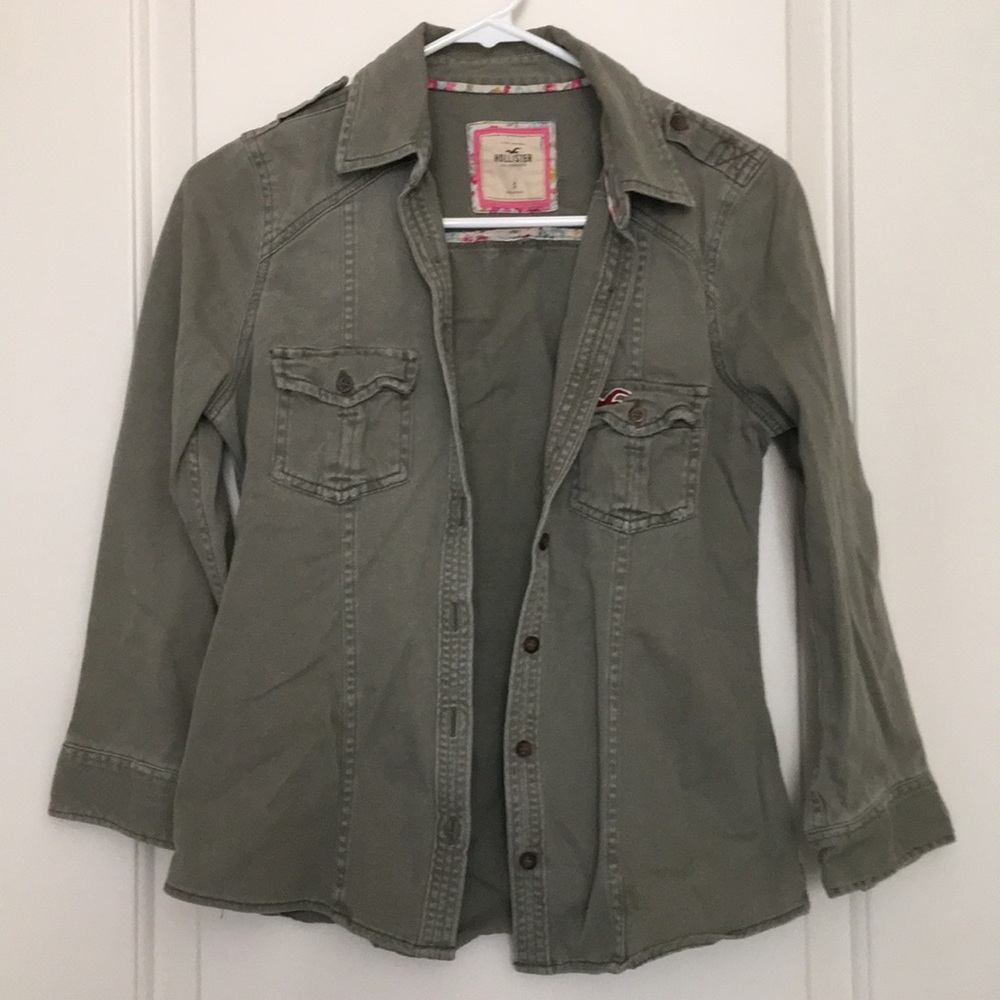 Hollister Button-Up